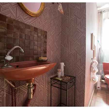 D'hote Chez Violeta Bed & Breakfast 3*